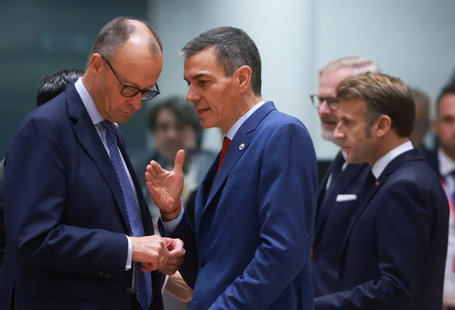 El Gobierno acuerda con Alemania negociar sobre las lenguas cooficiales en la UE ante las amenazas de ruptura con Junts El Gobierno acuerda con Alemania negociar sobre las lenguas cooficiales en la UE ante las amenazas de ruptura con Junts