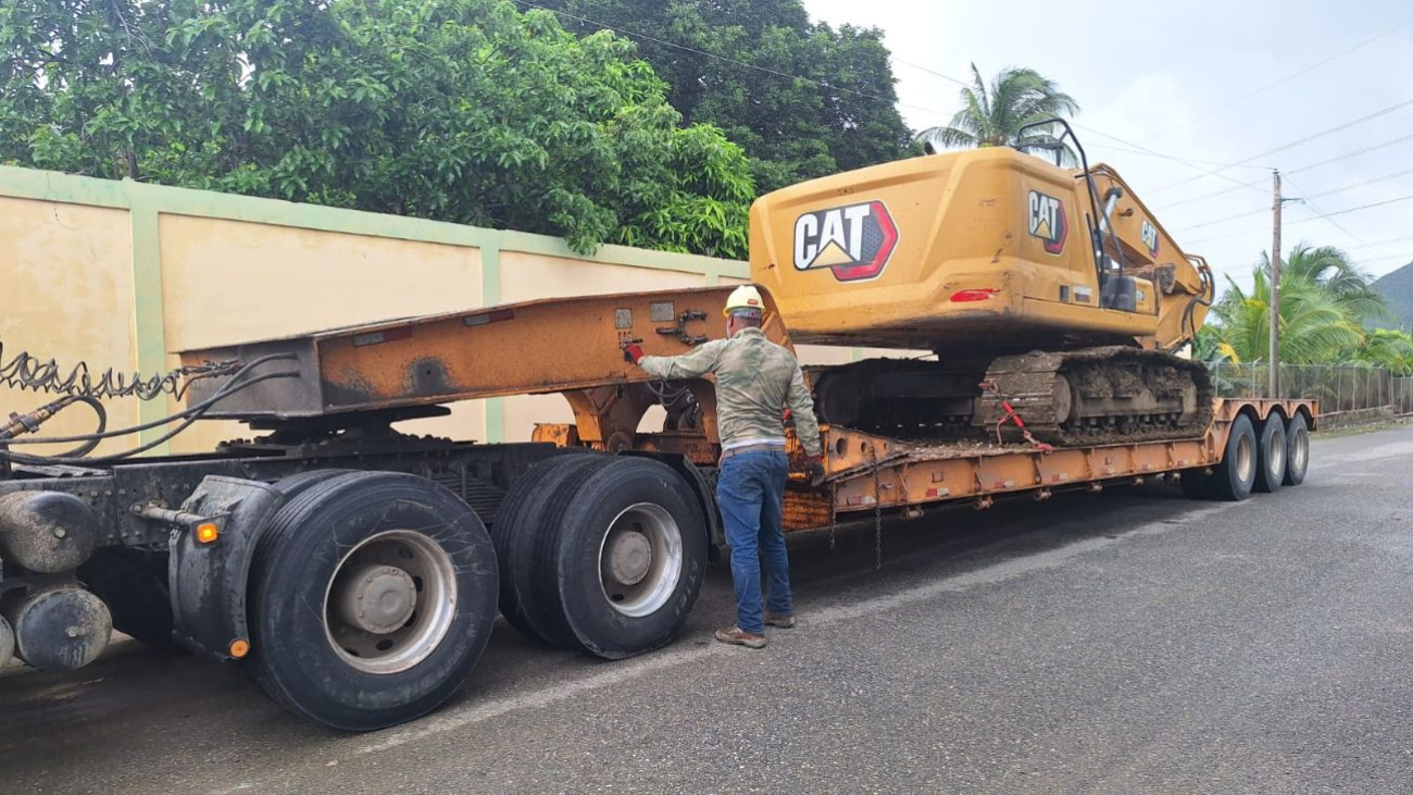 Gobierno envía equipos pesados a zonas agrícolas afectadas por la tormenta Melissa Gobierno envía equipos pesados a zonas agrícolas afectadas por la tormenta Melissa