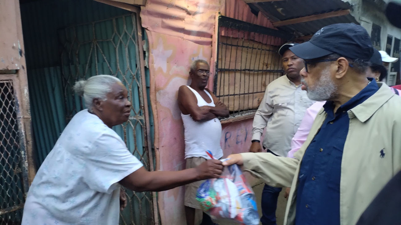 Desarrollo de la Comunidad lleva ayuda a zonas afectadas por Melissa Desarrollo de la Comunidad lleva ayuda a zonas afectadas por Melissa