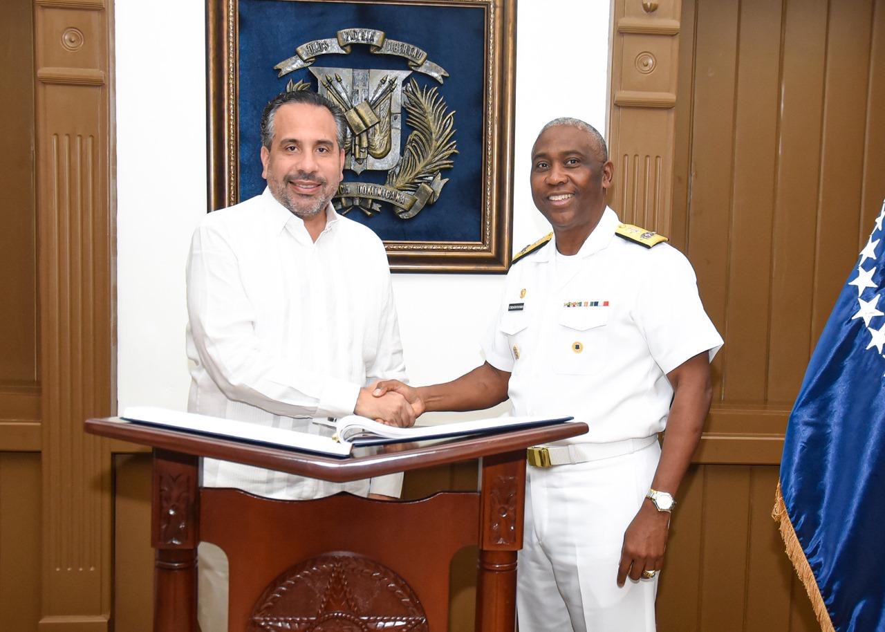 INEFI fortalece vínculos estratégicos con la Armada de República Dominicana para impulsar la educación física y el deporte INEFI fortalece vínculos estratégicos con la Armada de República Dominicana para impulsar la educación física y el deporte