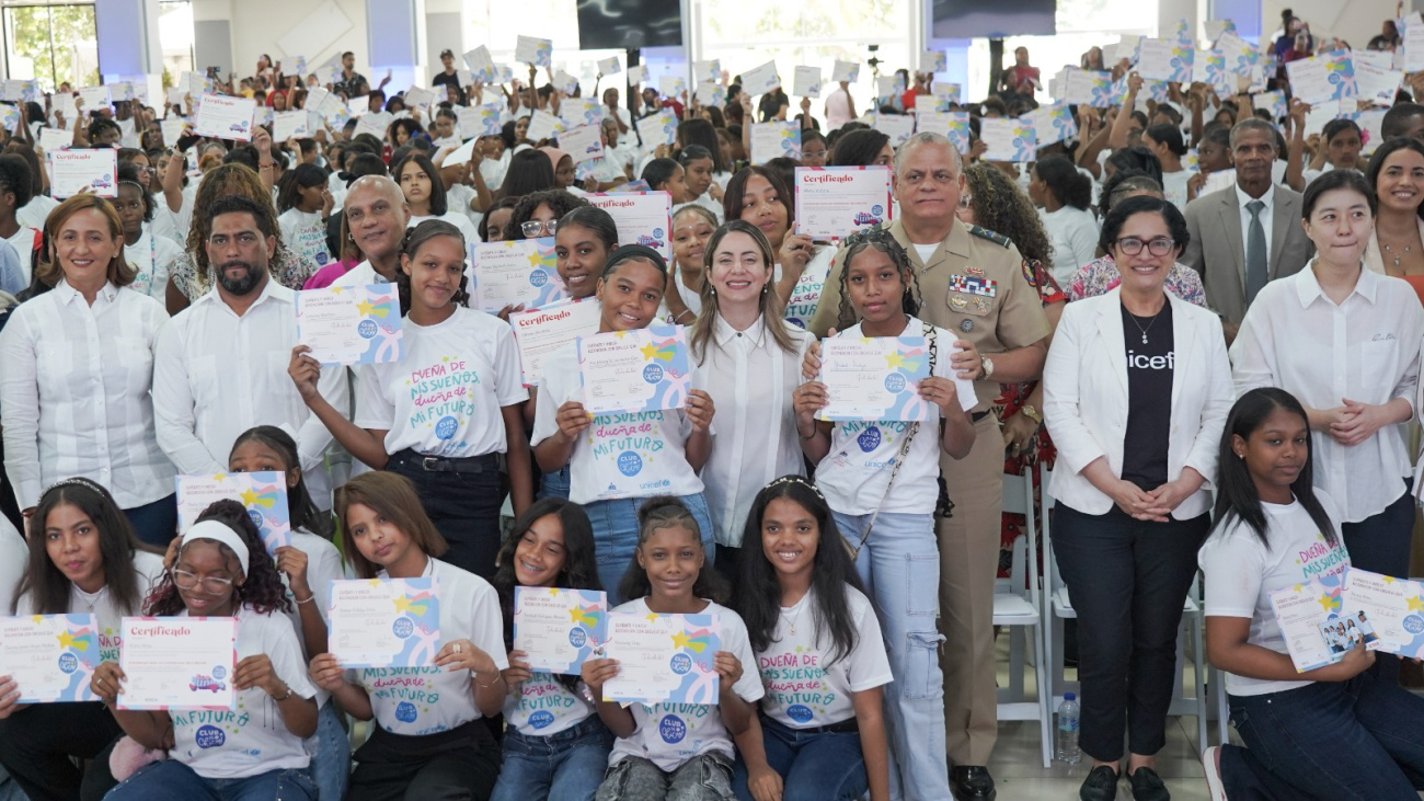 Dirección de Desarrollo Social Supérate graduó 1,187 niñas y adolescentes del proyecto “Club de Chicas”, junto con Unicef y KOICA