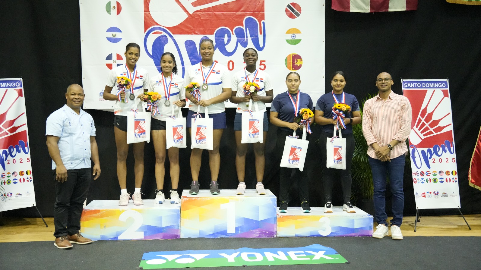 República Dominicana gana oro y plata en dobles femenino en el Santo Domingo Open Internacional de Bádminton 2025