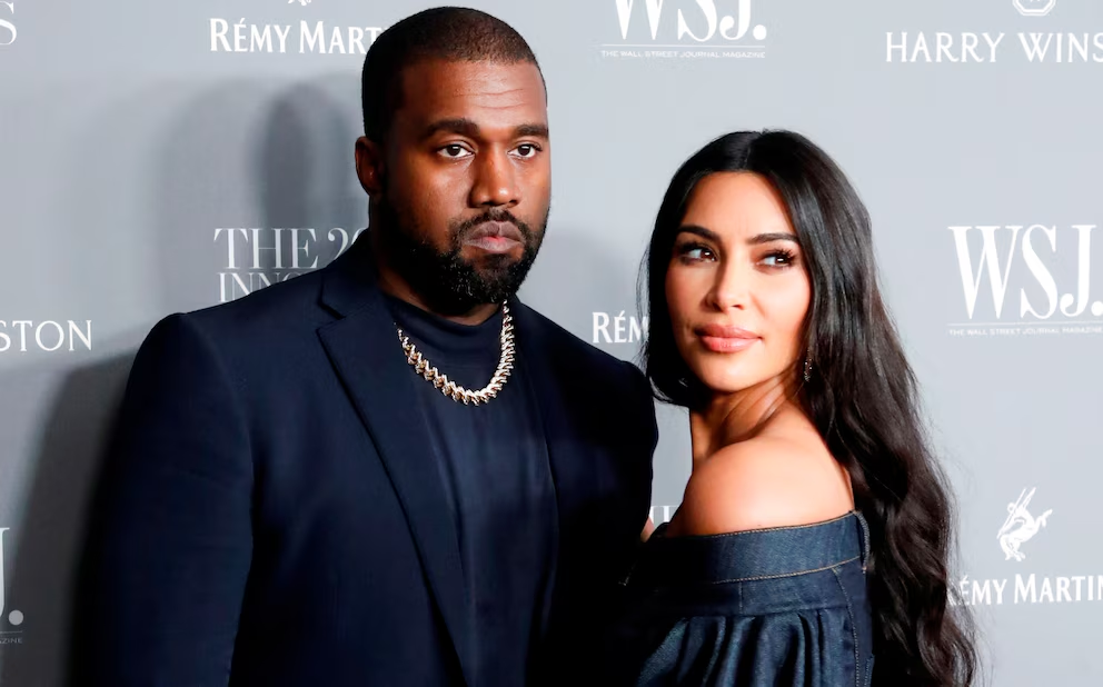 Kim Kardashian comparte nuevos detalles de su “tóxico” matrimonio con Kanye West: “No sabía qué me iba a pasar al despertar” Kim Kardashian comparte nuevos detalles de su “tóxico” matrimonio con Kanye West: “No sabía qué me iba a pasar al despertar”