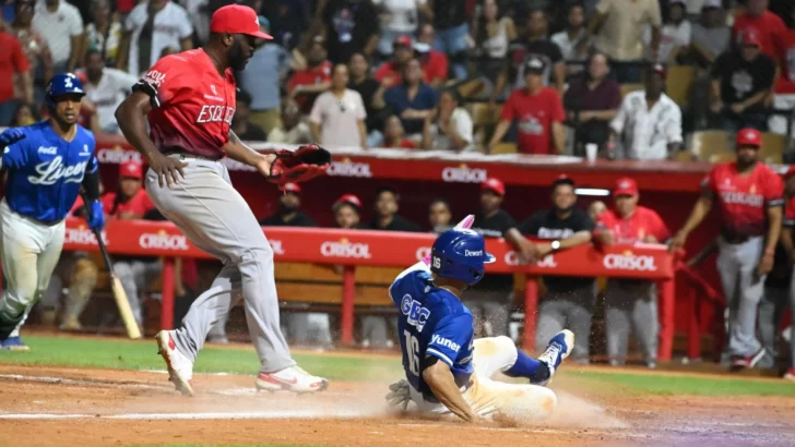 Licey gana con lanzamiento descontrolado