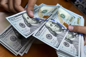 El dólar supera nuevamente los RD$64: se cotiza a RD$64.07 según el Banco Central El dólar supera nuevamente los RD$64: se cotiza a RD$64.07 según el Banco Central