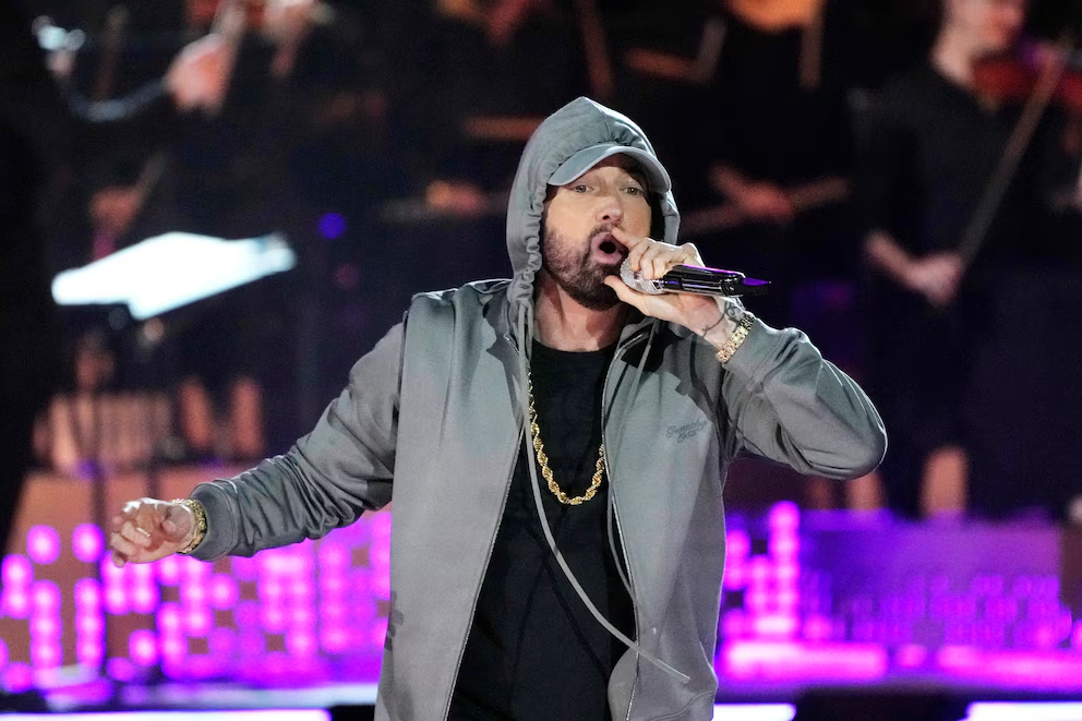 La transformación radical de Eminem: de la adicción y la oscuridad, a la sobriedad, el ejercicio y una nueva vida familiar La transformación radical de Eminem: de la adicción y la oscuridad, a la sobriedad, el ejercicio y una nueva vida familiar