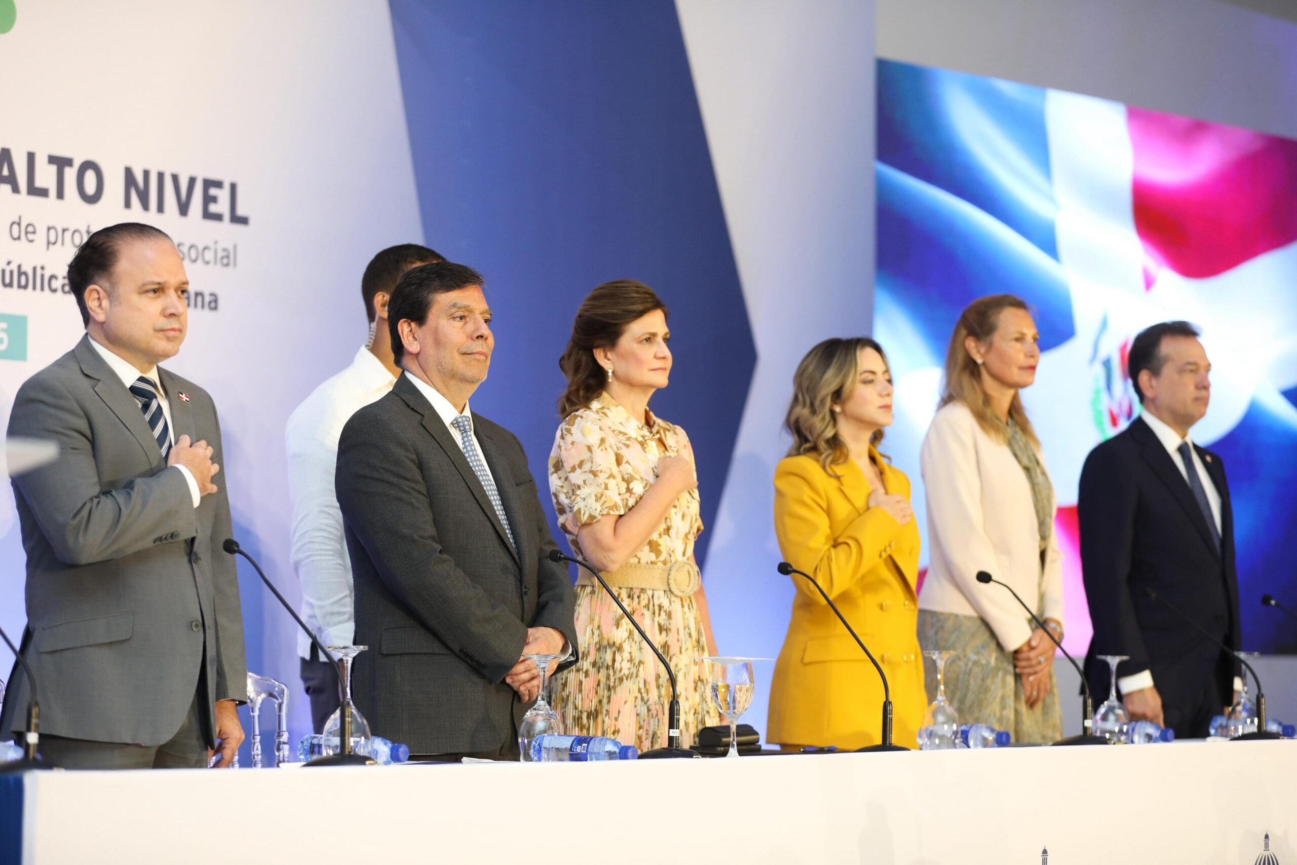 Gobierno dominicano y Cepal reafirman su compromiso con la inclusión laboral y la protección social en seminario de alto nivel