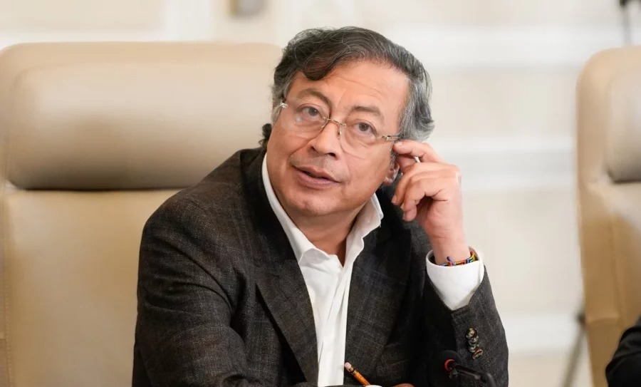 Petro dice ser víctima de censura por limitación de sus discursos en cadena nacional Petro dice ser víctima de censura por limitación de sus discursos en cadena nacional