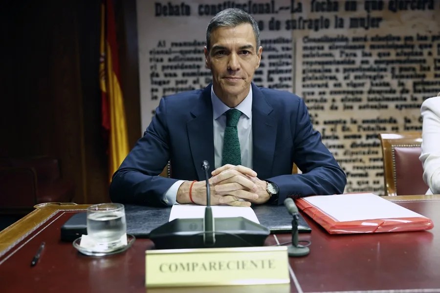 Comisión Koldo: Sánchez admite cobros legales en efectivo en una tensa comparecencia que tilda de «circo» Comisión Koldo: Sánchez admite cobros legales en efectivo en una tensa comparecencia que tilda de «circo»
