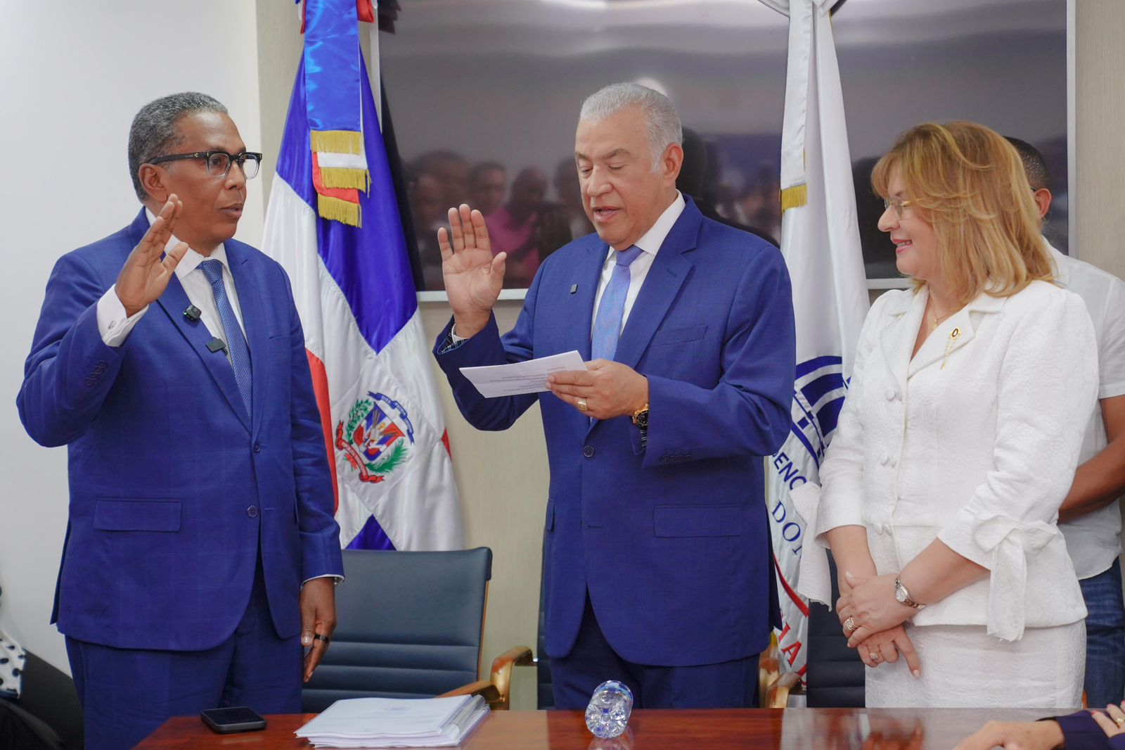 Director de la Dirección de Asistencia Social y Alimentación Comunitaria asume nuevas funciones comprometido con la equidad social Director de la Dirección de Asistencia Social y Alimentación Comunitaria asume nuevas funciones comprometido con la equidad social