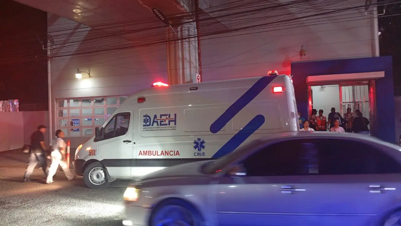 Fallo eléctrico afecta parcialmente el servicio del Metro de Santo Domingo Fallo eléctrico afecta parcialmente el servicio del Metro de Santo Domingo