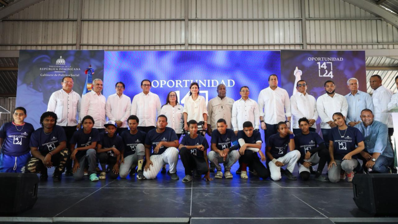 Vicepresidenta Raquel Peña encabeza inauguración de centro del programa Oportunidad 14-24 y entrega obras en Santiago y Bonao