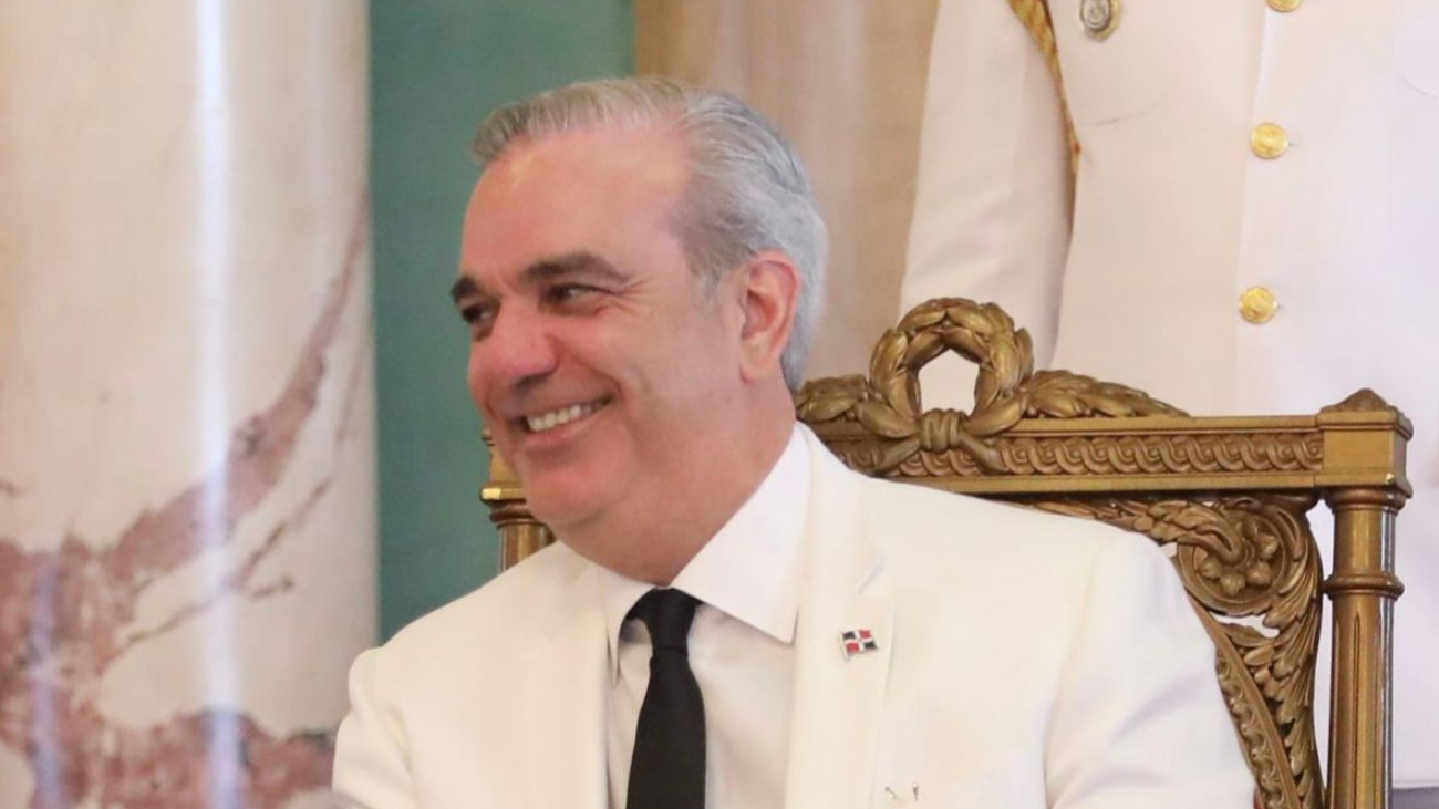 Presidente Abinader recibirá este miércoles las cartas credenciales de siete nuevos embajadores Presidente Abinader recibirá este miércoles las cartas credenciales de siete nuevos embajadores