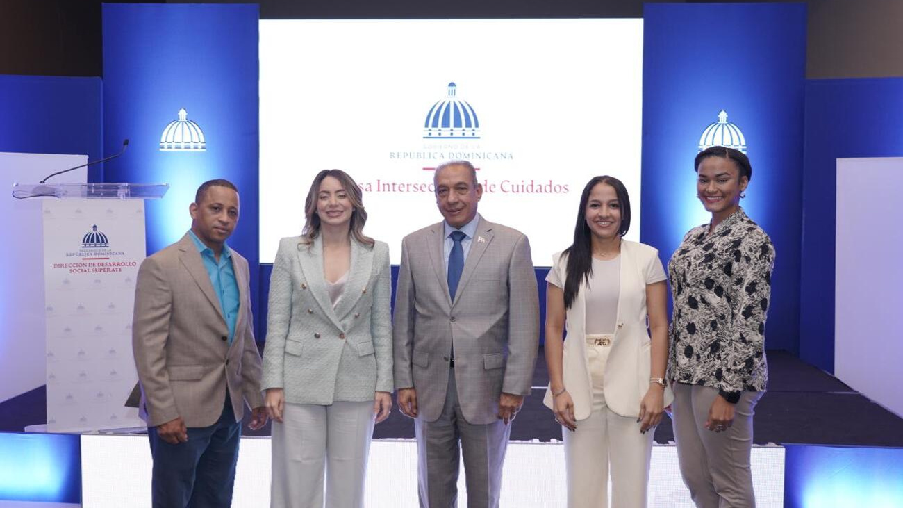 Gloria Reyes: “En tres años, el piloto Comunidades de Cuidado ha formado a más de 4,000 personas cuidadoras”