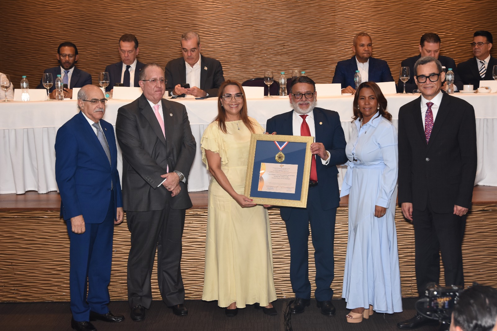 Davelba Tours es reconocida como Agencia del año por la Federación Dominicana de comerciantes