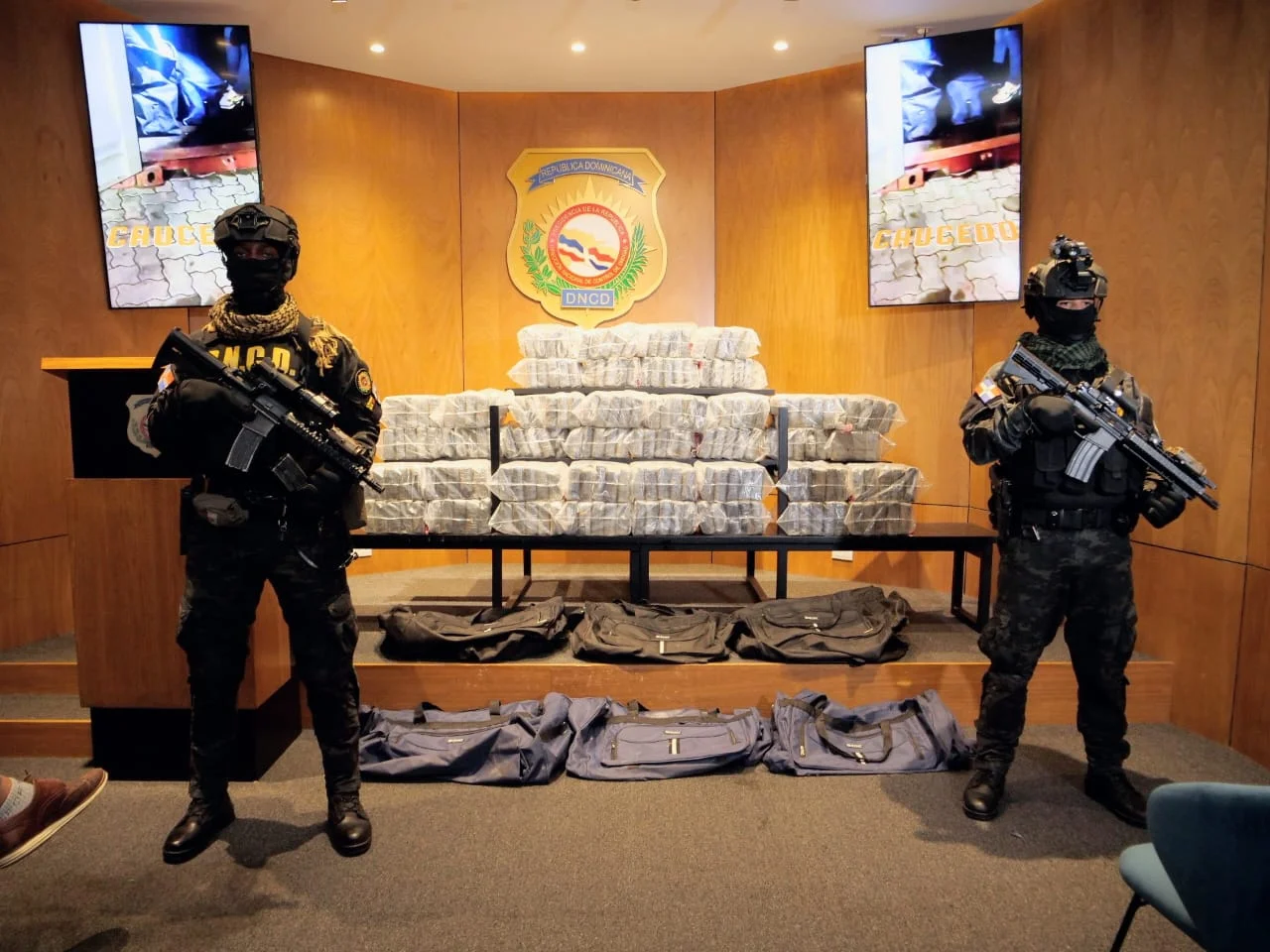 DNCD incauta 200 paquetes de presunta cocaína en el Puerto Multimodal Caucedo