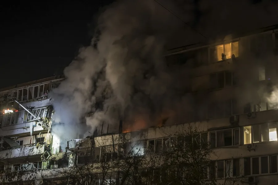 Rusia ataca Ucrania con 22 misiles y 460 drones y 4 de ellos entran en Rumanía y Moldavia Rusia ataca Ucrania con 22 misiles y 460 drones y 4 de ellos entran en Rumanía y Moldavia