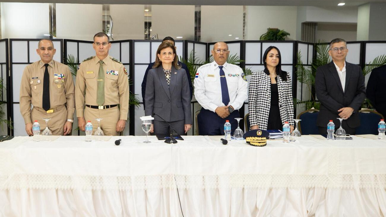 Vicepresidencia Raquel Peña encabeza reunión de evaluación de avances en materia de seguridad