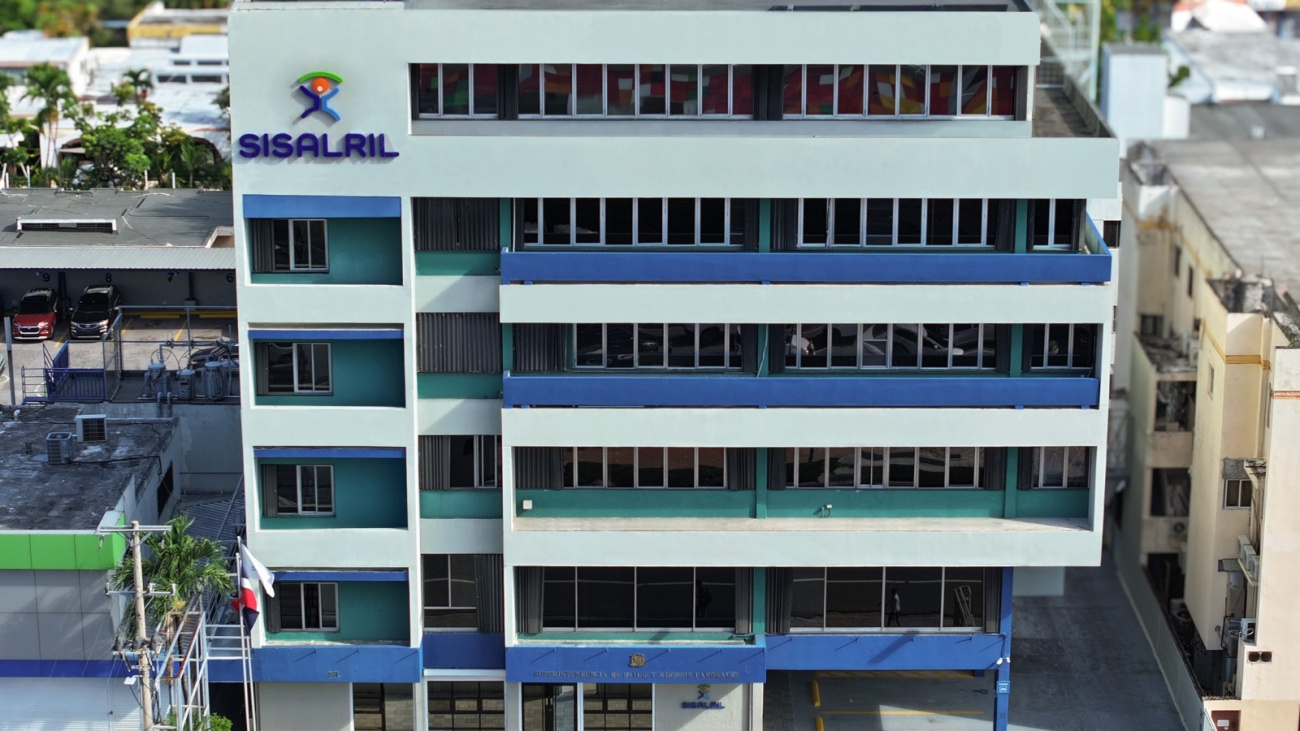 Sisalril avanza propuestas para fortalecer la cobertura de medicamentos de alto costo en el Seguro Familiar de Salud Sisalril avanza propuestas para fortalecer la cobertura de medicamentos de alto costo en el Seguro Familiar de Salud