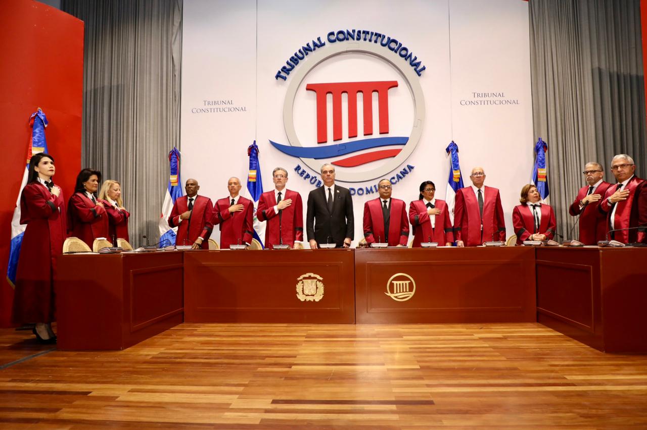 Presidente Abinader asiste a Audiencia Solemne por 181.° aniversario de la Constitución dominicana