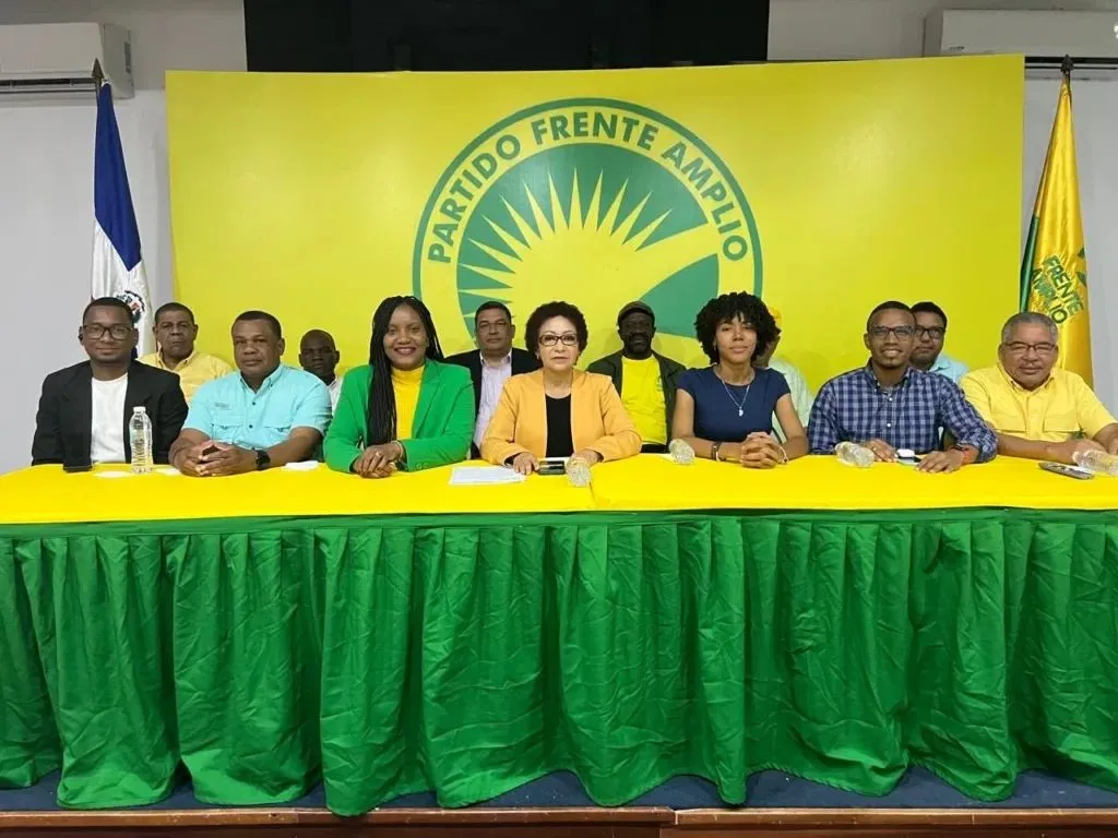 Frente Amplio realiza conferencia política por el 181 aniversario de la Constitución Dominicana