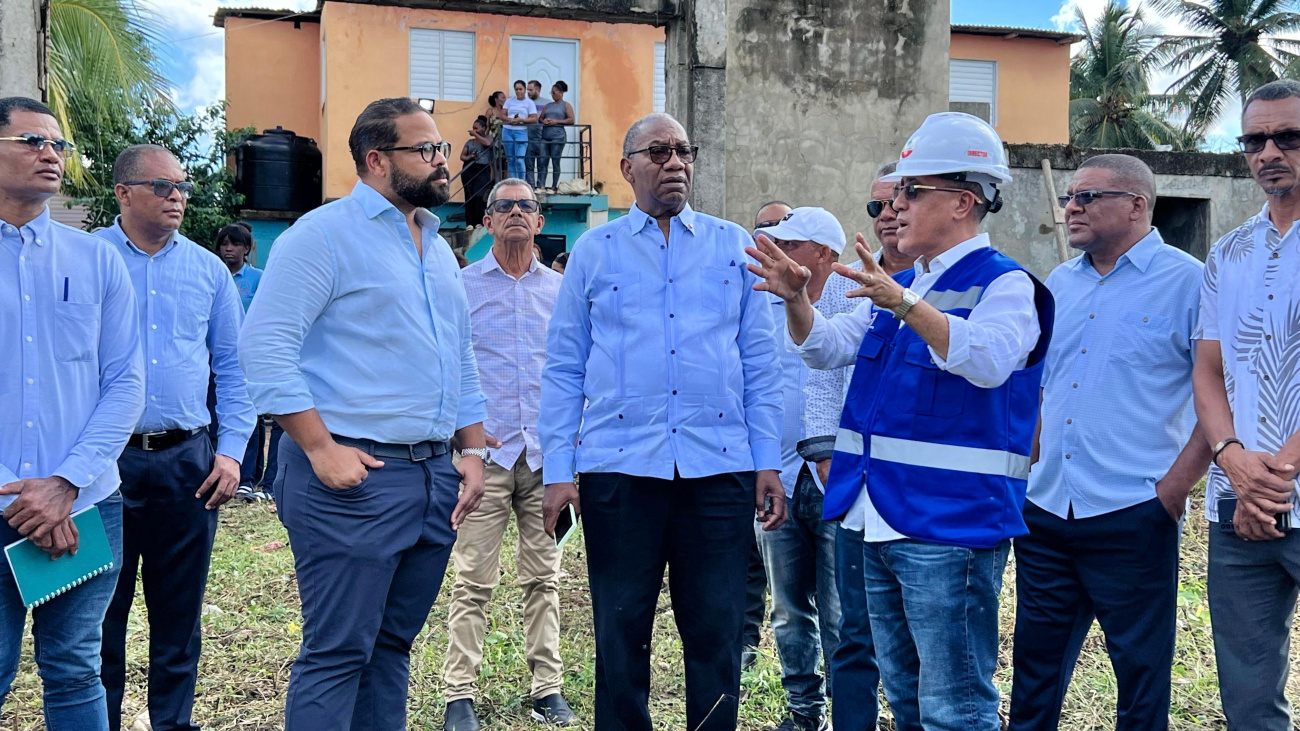 Infraestructura Escolar acelera trabajos de terminación y remozamiento de escuelas en Los Alcarrizos Infraestructura Escolar acelera trabajos de terminación y remozamiento de escuelas en Los Alcarrizos
