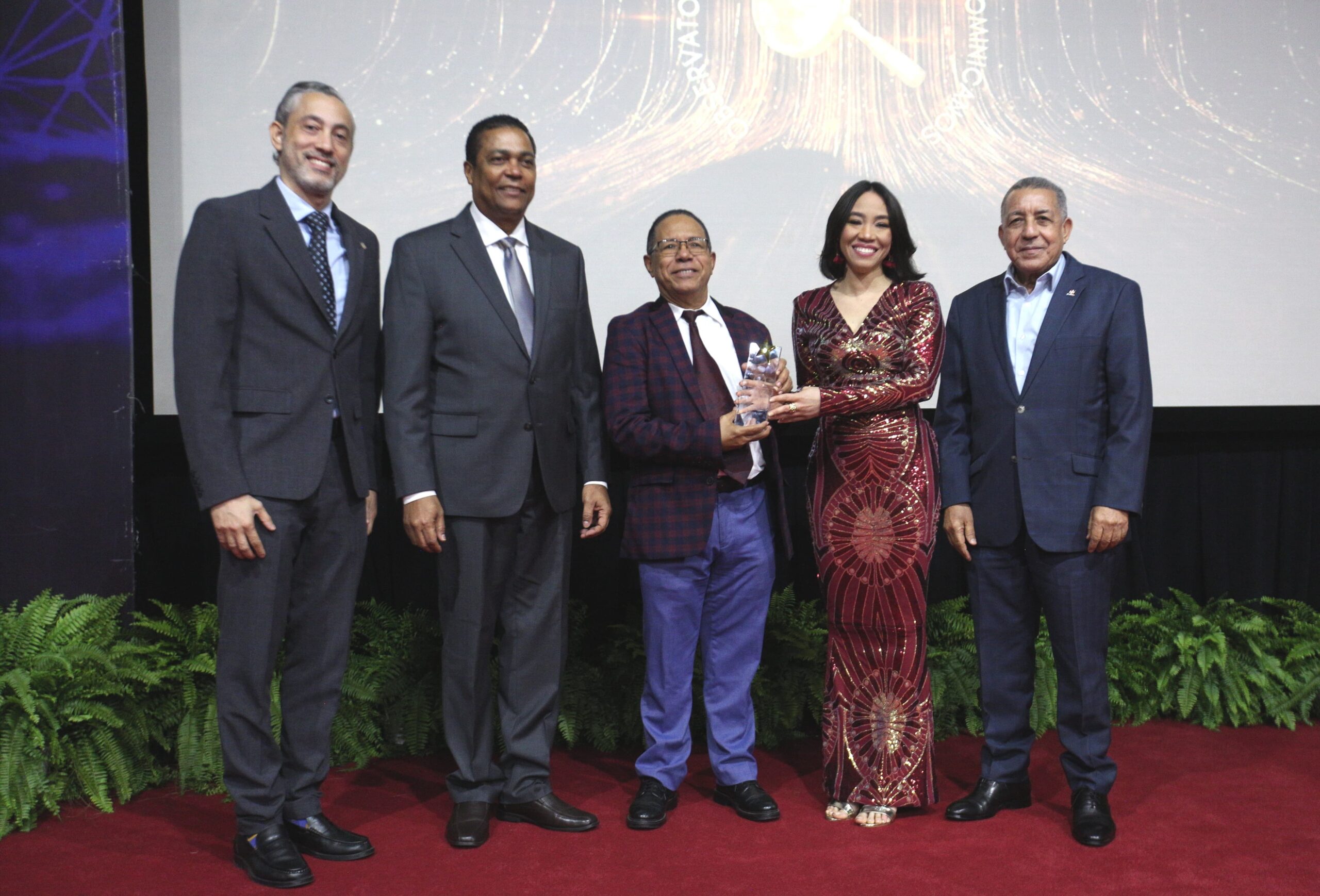 Con rotundo éxito, Observatorio de Medios Digitales celebra Premio Nacional de Periodismo Digital 2025