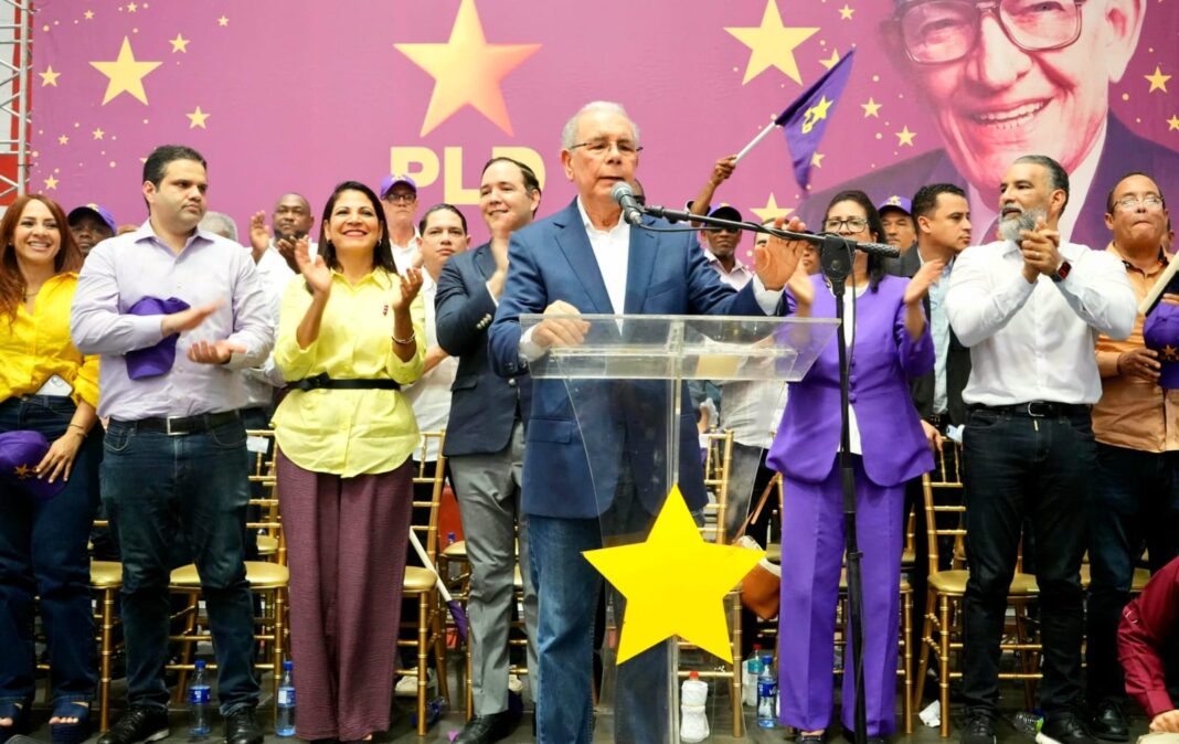 Danilo Medina y Johnny Pujols encabezan acto del PLD