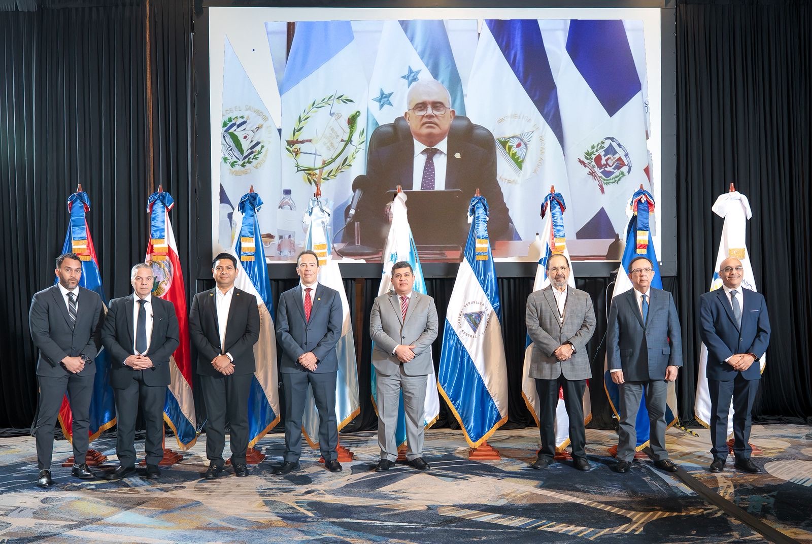 Gobernador Valdez Albizu participó en la 305ª Reunión del Consejo Monetario Centroamericano