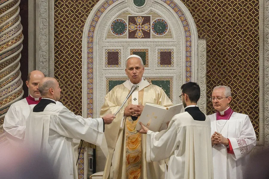 El papa León XIV insta al cese al fuego en las guerras y a comprometerse con las negociaciones de paz