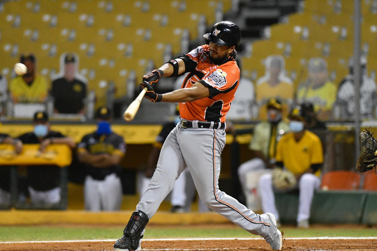 Jeimer Candelario y José Ureña debutaran por los Toros frente al Escogido
