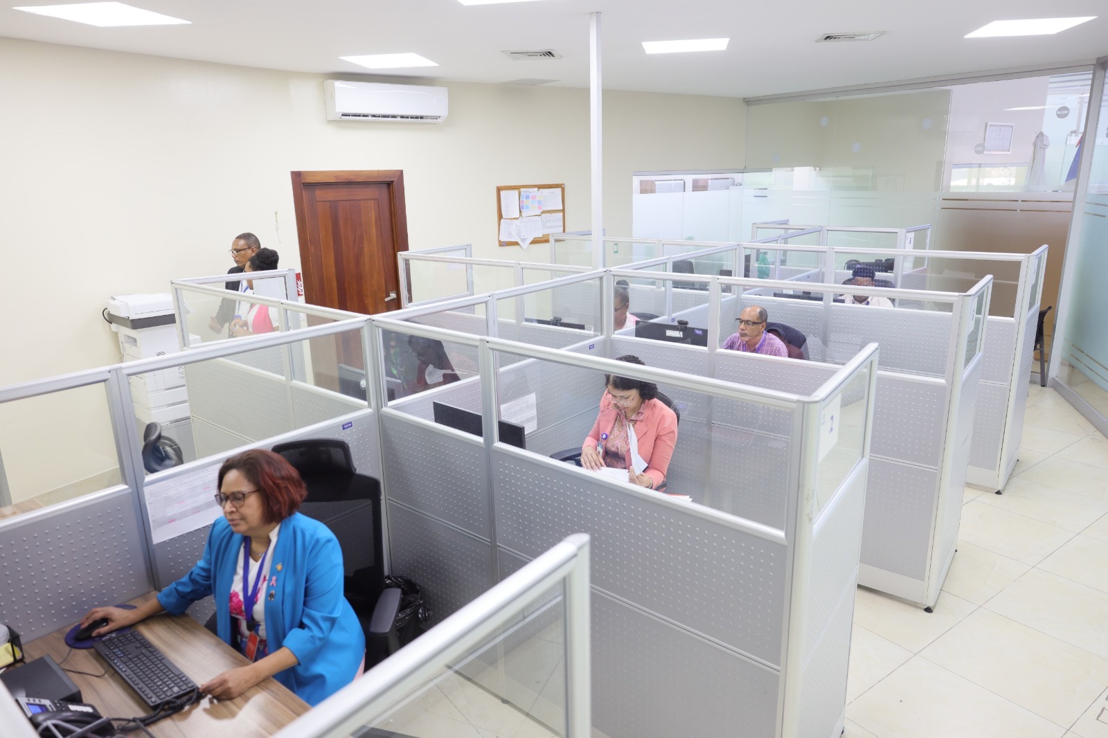 Gobierno cambia Cartas Compromiso por Cartas de Servicios para mejorar atención al ciudadano Gobierno cambia Cartas Compromiso por Cartas de Servicios para mejorar atención al ciudadano