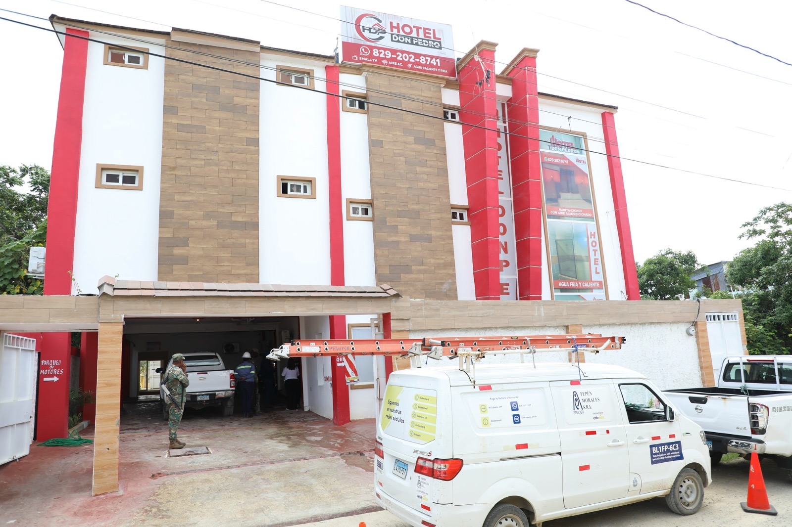 Edeeste y Pgase desmantelan otra conexión ilegal en hotel de Higüey