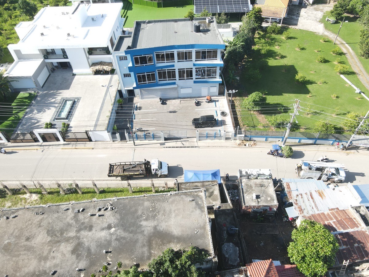 Edeeste desmantela transformador ilegal vinculado a propiedades del reconocido pelotero Alfonso Soriano en Quisqueya Edeeste desmantela transformador ilegal vinculado a propiedades del reconocido pelotero Alfonso Soriano en Quisqueya