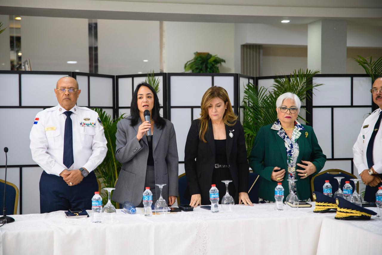 Gobierno flexibiliza horarios de venta de alcohol para Navidad y Año Nuevo