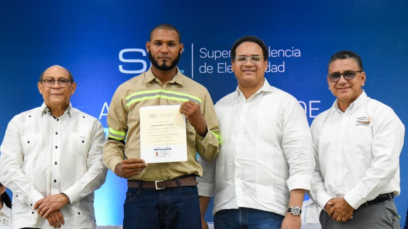 Superintendencia de Electricidad continúa formación de técnicos electricistas a nivel nacional Superintendencia de Electricidad continúa formación de técnicos electricistas a nivel nacional