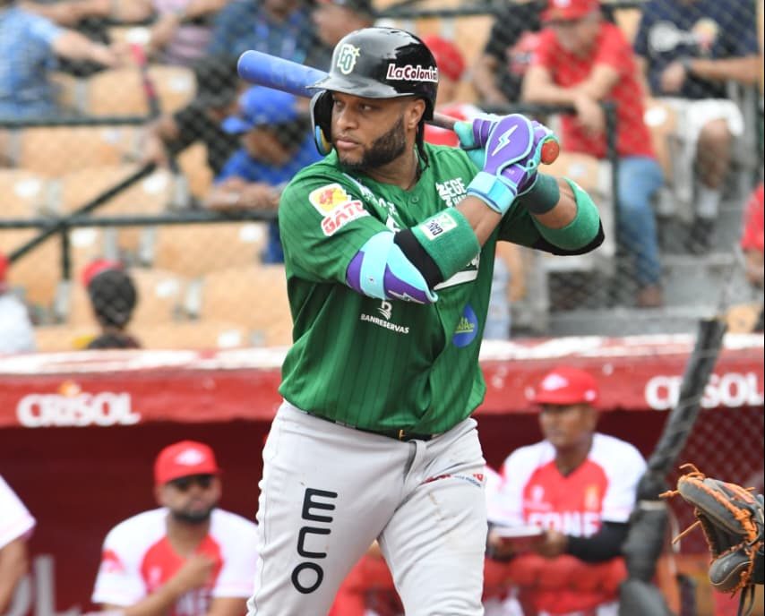 Robinson Canó destaca entrega colectiva en triunfo de las Estrellas