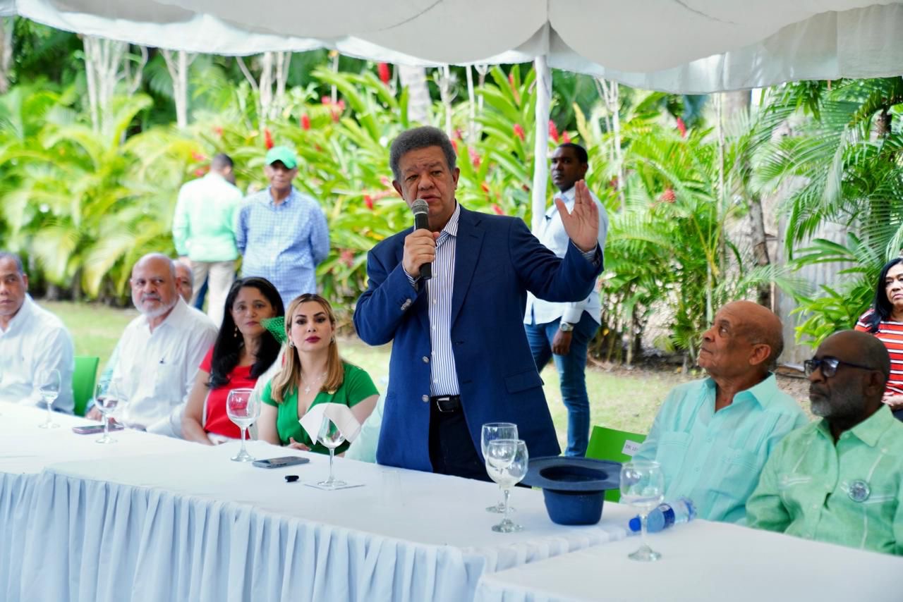 Leonel: “Lo de SENASA no fue solo corrupción y desfalco, fue una tragedia nacional”