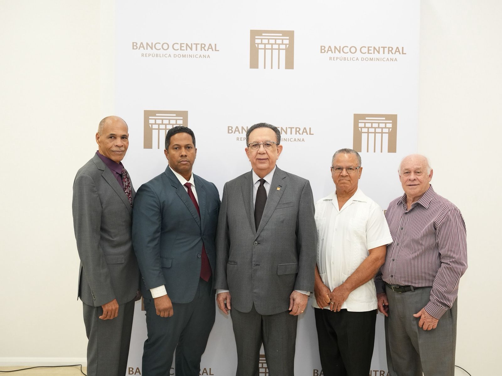 BCRD celebra la premiación de su Concurso de Arte y Literatura Bancentral 2025 BCRD celebra la premiación de su Concurso de Arte y Literatura Bancentral 2025