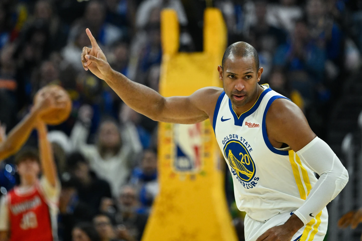 Al Horford cuela cuatro triples en triunfo de los Warriors Al Horford cuela cuatro triples en triunfo de los Warriors