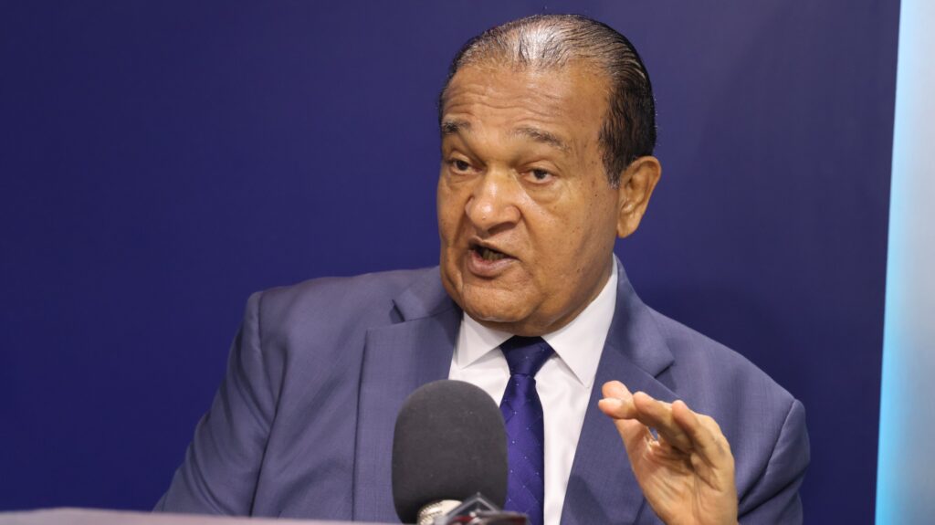 Antonio Marte afirma que diciembre “debe desaparecer del mapa” por carga económica a empleadores Antonio Marte afirma que diciembre “debe desaparecer del mapa” por carga económica a empleadores