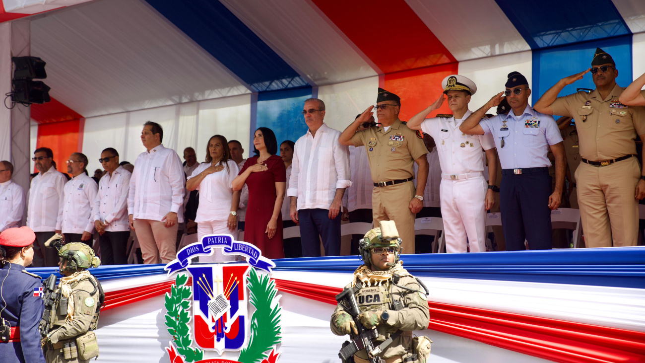 Presidente Abinader encabeza desfile conmemorativo del 213.º aniversario del natalicio de Juan Pablo Duarte, para dar inicio al Mes de la Patria Presidente Abinader encabeza desfile conmemorativo del 213.º aniversario del natalicio de Juan Pablo Duarte, para dar inicio al Mes de la Patria