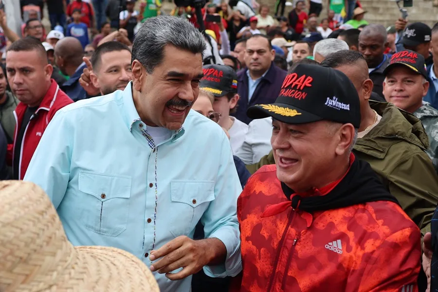 Diosdado Cabello critica que quienes abogan por «supuestos presos políticos» no nombren a Maduro