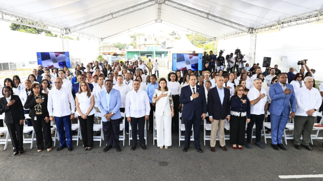 Gobierno entrega remozado Hospital Dr. Félix María Goico, en el DN Gobierno entrega remozado Hospital Dr. Félix María Goico, en el DN