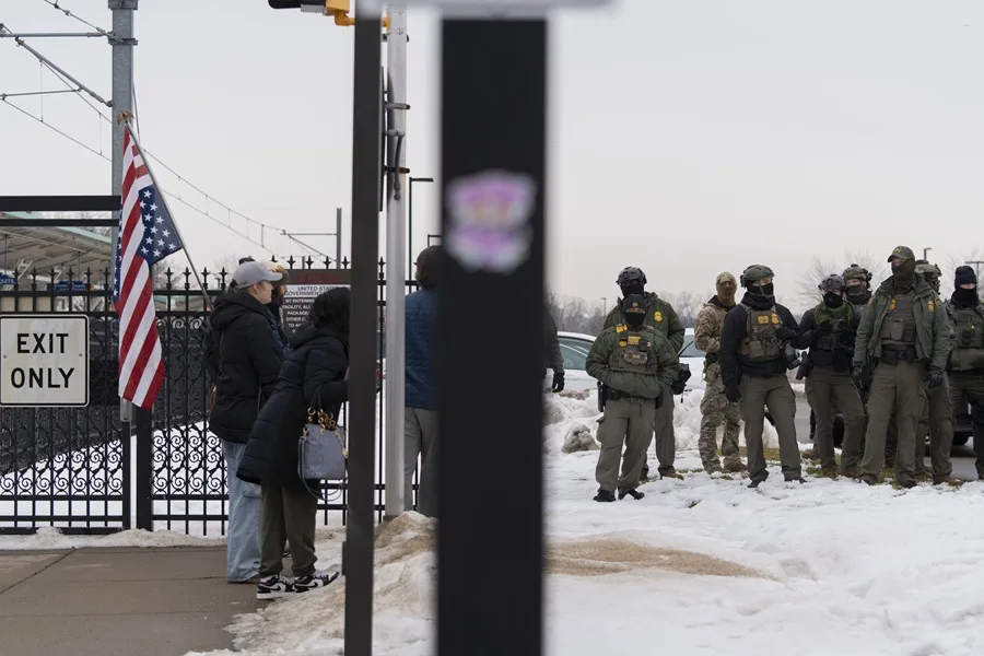 Un agente del ICE dispara en la pierna a una persona en Mineápolis al intentar arrestarlo