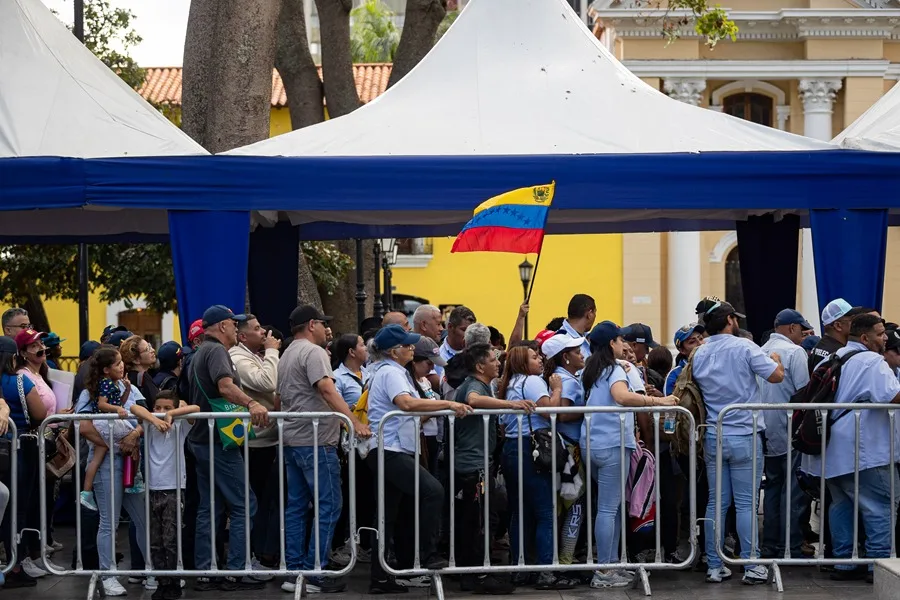 Chavistas reúnen cartas para pedir la liberación de Nicolás Maduro y Cilia Flores