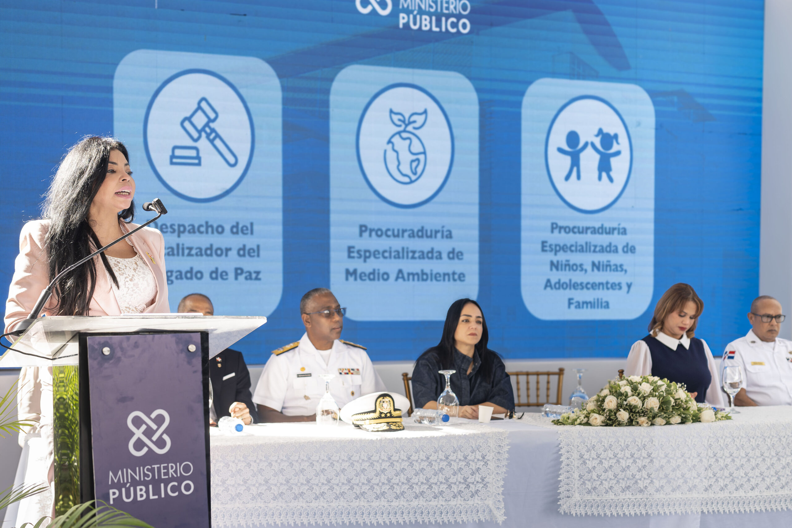 Procuradora inaugura un Centro Integral de Acceso a la Justicia en Villa Hermosa, La Romana