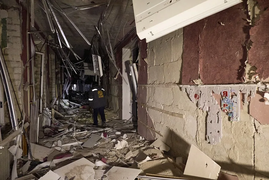 Zelenski acusa a Rusia de socavar las negociaciones con su último ataque a Ucrania Zelenski acusa a Rusia de socavar las negociaciones con su último ataque a Ucrania