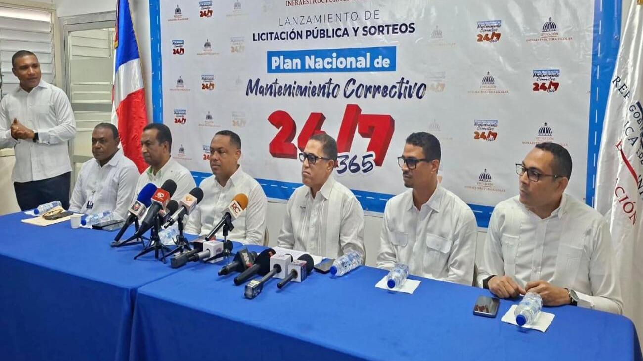 Infraestructura Escolar y CODIA anuncian licitación y sorteos para intervenir 496 escuelas a nivel nacional