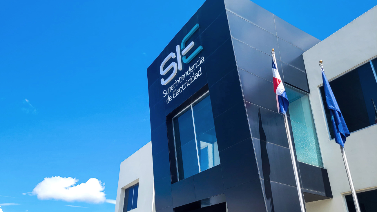 Superintendencia de Electricidad emite nuevo Reglamento de Generación Distribuida para impulsar la transición energética en el país